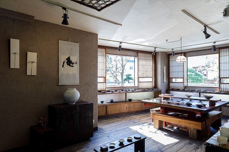 Interior of a traditional Japanese house in Tokyo where Japanese calligraphy classes are hold